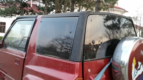 Dezmembrez suzuki vitara anul 1994