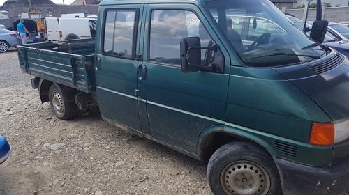 Dezmembrez T4 2.5 tdi doka