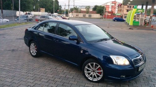 Dezmembrez Toyota Avensis 2.0 D-4D 2004