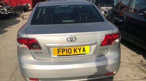 Dezmembrez Toyota Avensis 2.0 d 6 trepte 2011