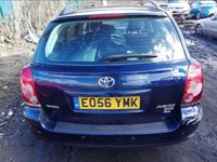 Dezmembrez toyota avensis 2006 2.2d