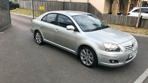 Dezmembrez Toyota Avensis T25 2007 2008 2009 Facelift 2.0 D4D 1AD-FTV 126CAI Volan dreapta Uk Navigatie Colo