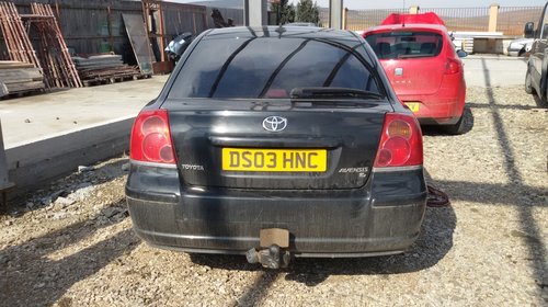 Dezmembrez Toyota Avensis T4 D-4D din 2004