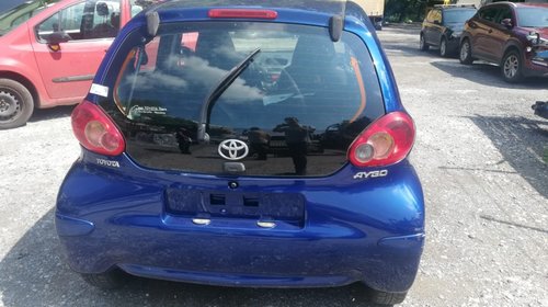 Dezmembrez Toyota Aygo 2008 hatchback 1.4 diesel