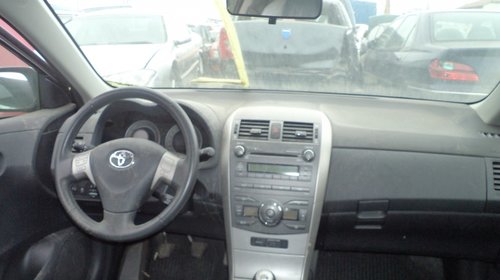 Dezmembrez Toyota Corolla an 2008, 1598 cc, benzina