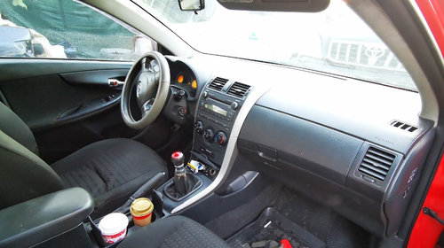 Dezmembrez Toyota Corolla E15 2008 1.4D4D 90cai si 1.4 Vvti 97cai