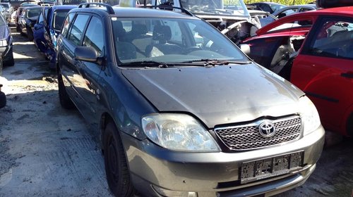 Dezmembrez Toyota Corolla 2005