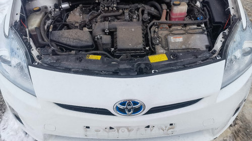 Dezmembrez Toyota Prius 3 piese din dezmembrari Cutie automata baterie elemente caroserie catalizator