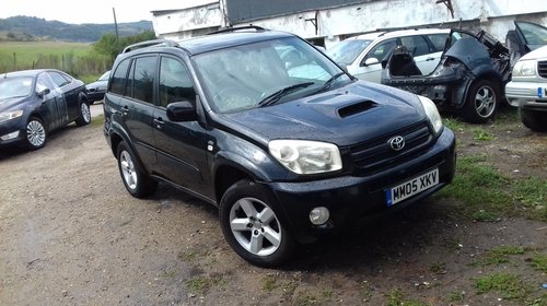 Dezmembrez toyota RAV 4 ,2.0 D,motor,capota, 