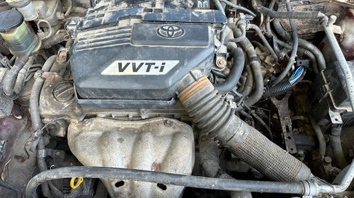 Dezmembrez Toyota Rav 4 2.0 VVT-I fabricatie 2004