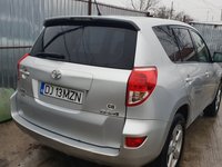 Dezmembrez toyota rav 4 2.2 d4d 2006-2009