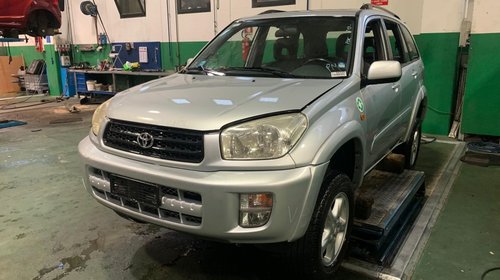 Dezmembrez Toyota RAV 4 , an 2003 , 2.0BENZNZ