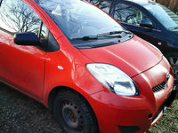 Dezmembrez Toyota Yaris 1.33 dual vvti 2011