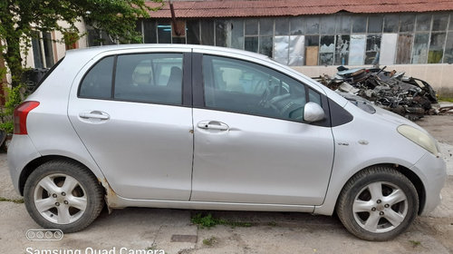 Dezmembrez Toyota Yaris 2006 Hatchback 1.4 diesel