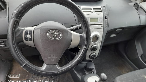 Dezmembrez Toyota Yaris 2006 Hatchback 1.4 diesel