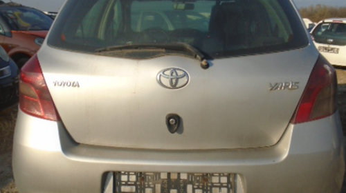 Dezmembrez Toyota Yaris 2008 Hatchback 1.4