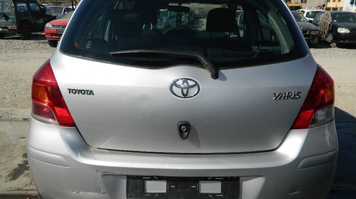 Dezmembrez Toyota Yaris , 2009-2011