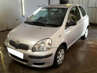 Dezmembrez TOYOTA YARIS an fabr. 2004, 1.0i