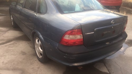 Dezmembrez Vectra b z16xel