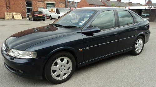 Dezmembrez Vectra B