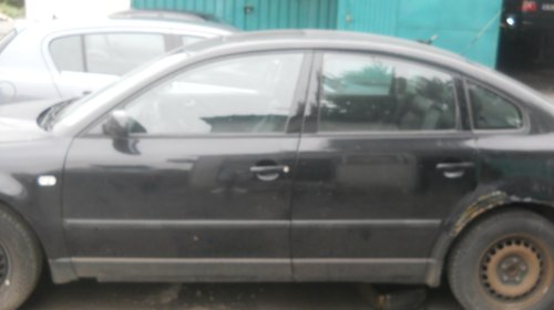 Dezmembrez Volkswagen B5 1.9 TDI tip AJM an 2