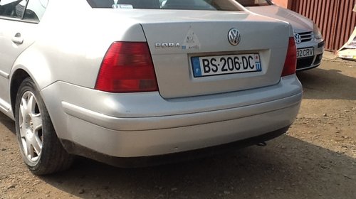 Dezmembrez Volkswagen Bora 1.6 SR 1999