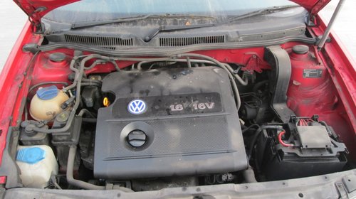 Dezmembrez volkswagen bora 2002 1.6 16v