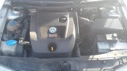 Dezmembrez volkswagen bora 4 motion, 2001 motor AJM, cutie viteze 6 trepte DRV, Xenon fabrica