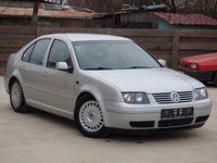 DEZMEMBREZ VOLKSWAGEN BORA BERLINA 1.6 BENZINA , AN 2000