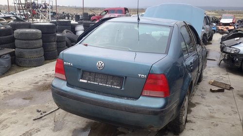 Dezmembrez Volkswagen Bora