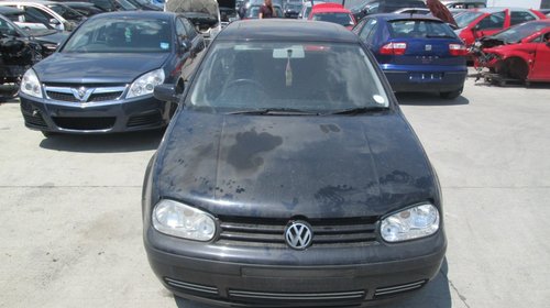 Dezmembrez volkswagen golf 4 1.4i din 2002