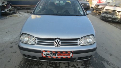 Dezmembrez volkswagen golf 4 1.6i din 2001