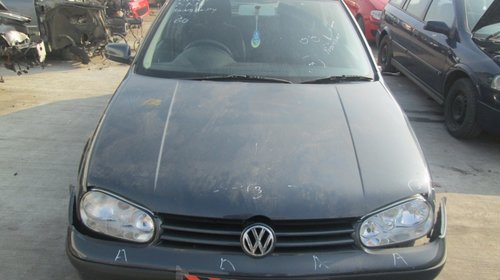 Dezmembrez volkswagen golf 4 1.6i din 2001