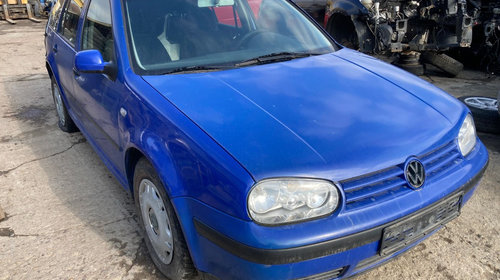 Dezmembrez Volkswagen Golf 4 2001 COMBI 1.6 1