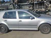 Dezmembrez Volkswagen Golf 4 2002 hatchback 1.6