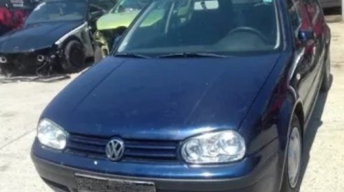 Dezmembrez Volkswagen golf 4