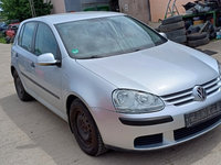 Dezmembrez Volkswagen Golf 5 2004 Hatchback 1.6B