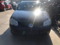 Dezmembrez Volkswagen Golf 5 2005 Hatchback 1,4