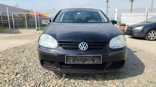 Dezmembrez Volkswagen Golf 5 2006 Hatchback 1