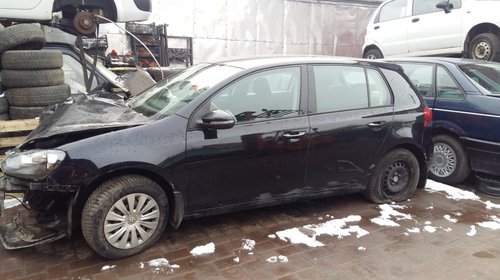 Dezmembrez Volkswagen Golf 6 1.6 Tdi 2010