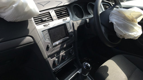 Dezmembrez Volkswagen Golf 7 2014 Hatchback 1.2 TSI