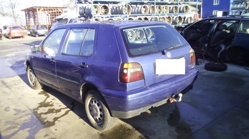 Dezmembrez Volkswagen Golf, an 1995