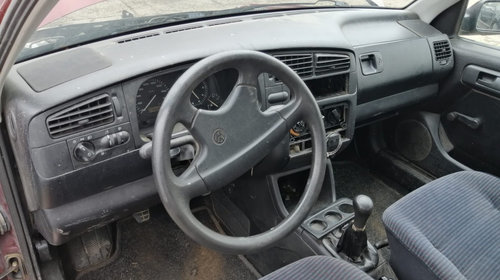 Dezmembrez Volkswagen Golf GL (1H1) 1.6 ABU 1994