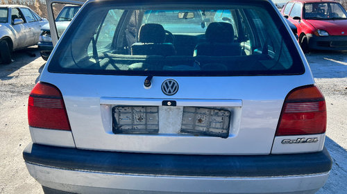 Dezmembrez Volkswagen Golf III 1.4i ABD