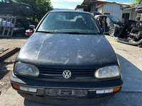 Dezmembrez Volkswagen Golf III 1.6i ABU