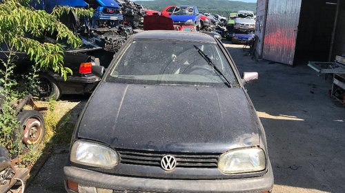 Dezmembrez Volkswagen Golf III 1.6i ABU