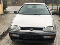 Dezmembrez Volkswagen Golf III 1.6i