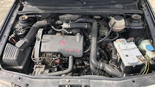 Dezmembrez Volkswagen Golf III 1.9 TDI