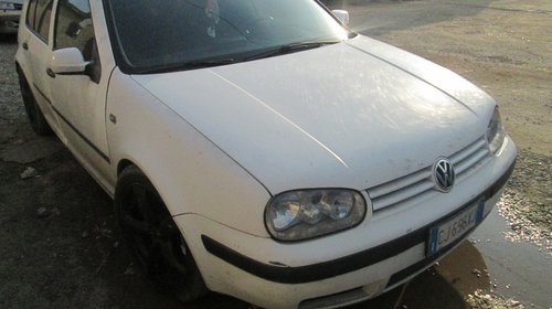 Dezmembrez Volkswagen Golf IV, 1.9TDI, 2003.