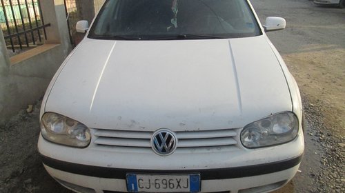Dezmembrez Volkswagen Golf IV, 1.9 tdi, 2003.